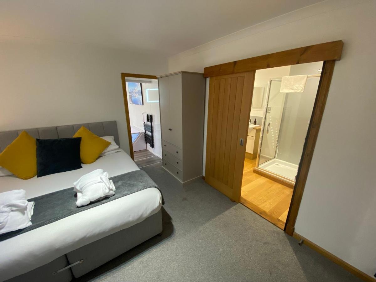 Highland Stays - Ben View Room & Jacuzzi Bath Fort William Extérieur photo