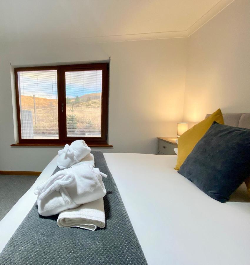 Highland Stays - Ben View Room & Jacuzzi Bath Fort William Extérieur photo